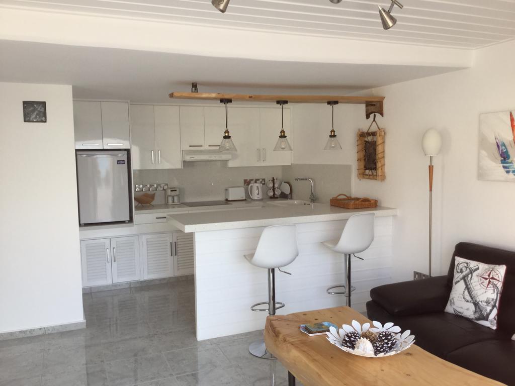 Pissouri Beach Front Apartments Esterno foto