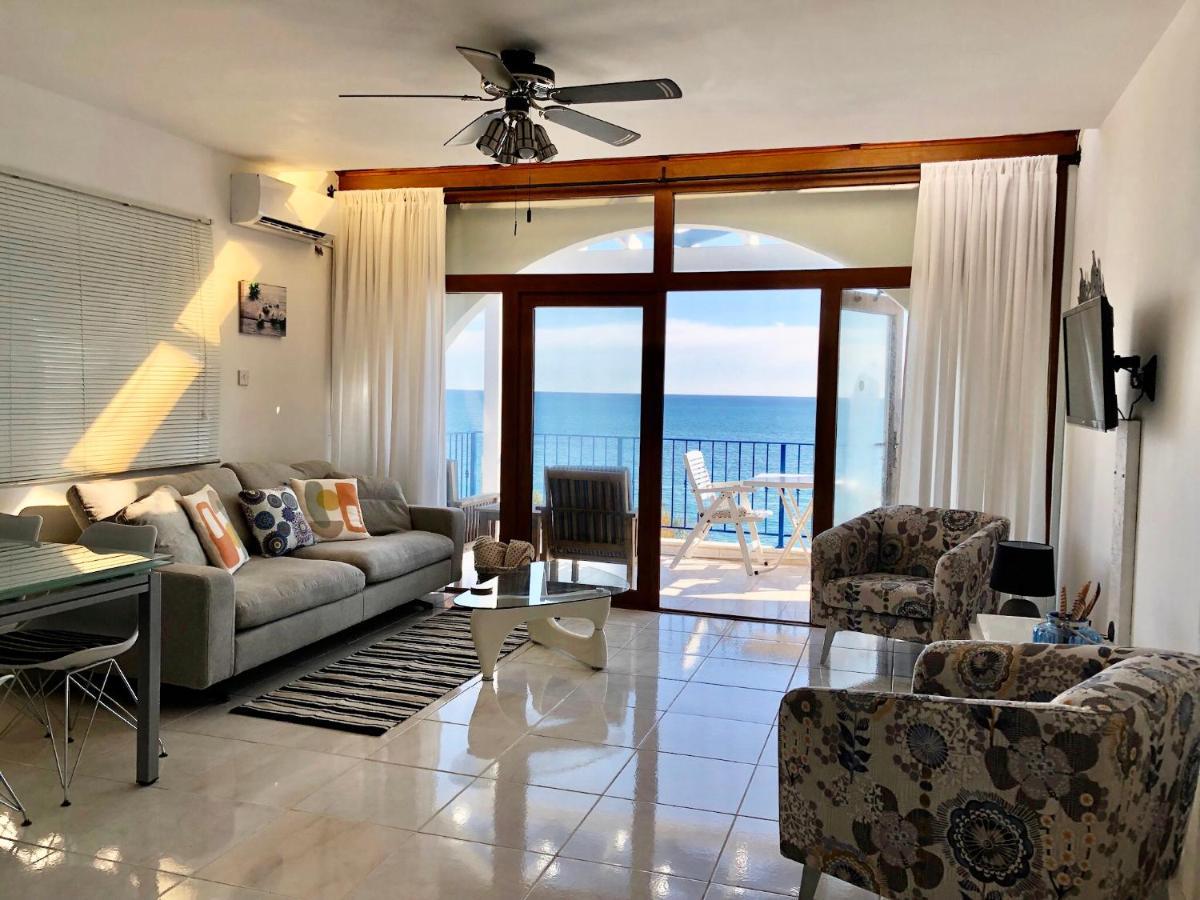 Pissouri Beach Front Apartments Esterno foto